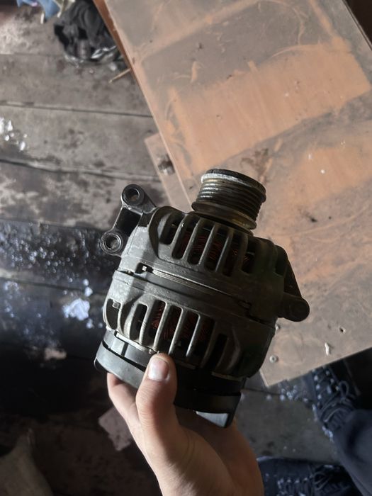 Продам генероатор БОШ Оригинал