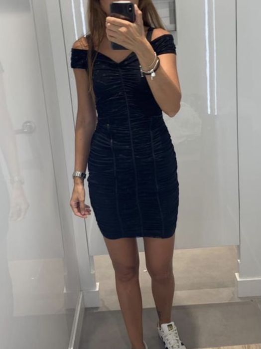 Rochie Guess nepurtata