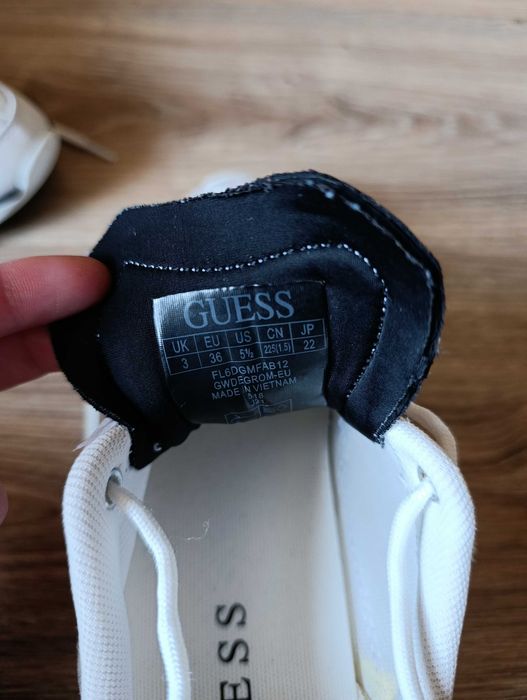 Дамски обувки Guess