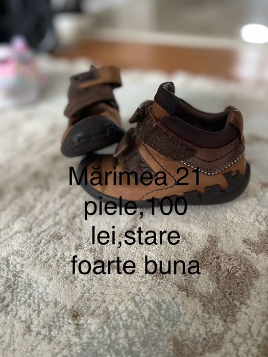 Adidași fetițe mărimea 21 cu led