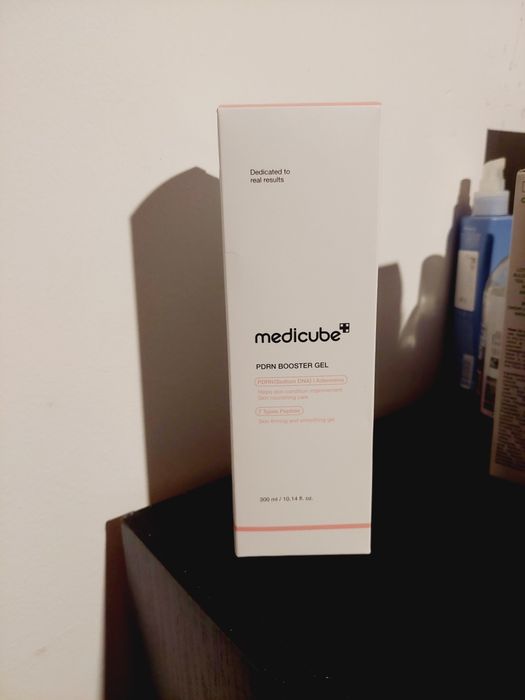Medicube booster gel