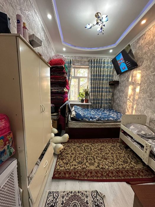 Продам 3-комнатный квартиру в телеграфе на 2- этаже