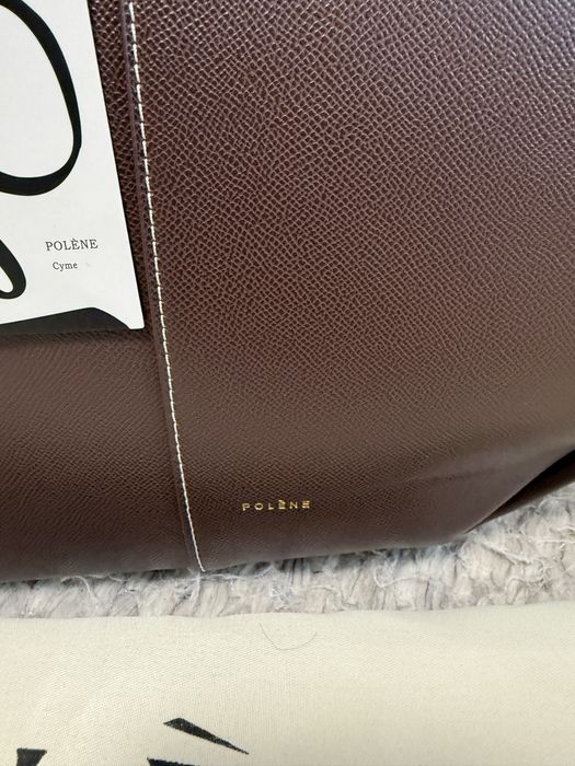 Poseta polene de liceu