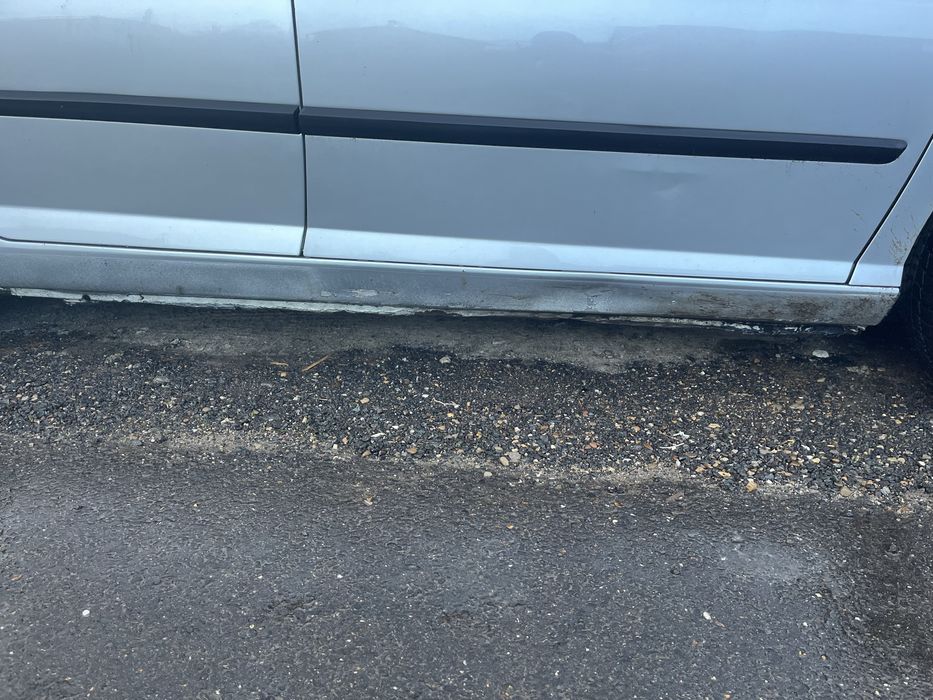 Vind peugeot 407 stare bună de functionare