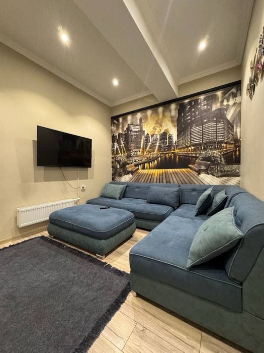 Метро шахристон сотилади срочно