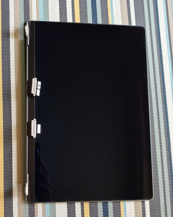 Display / Ecran MacBook pro 16 M3