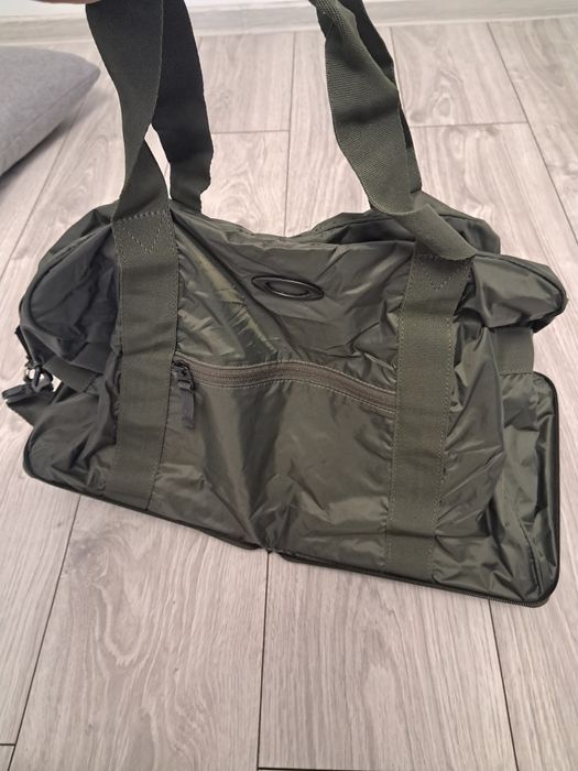 Geantă voiaj / sport Oakley Packable Duffle – Originală, pliabilă, Nouă