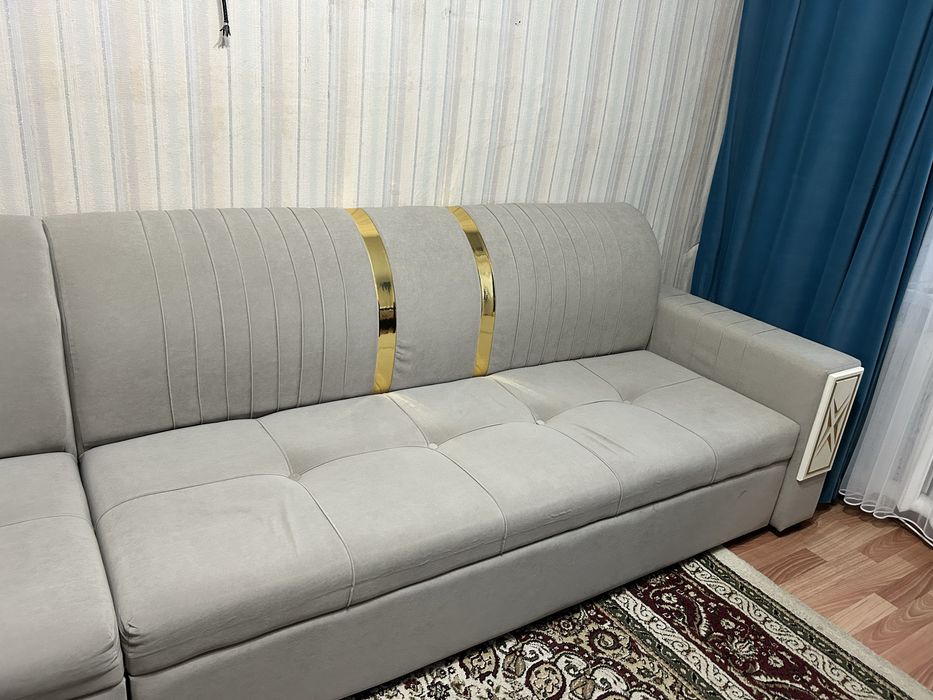 Продам диван 4 метр