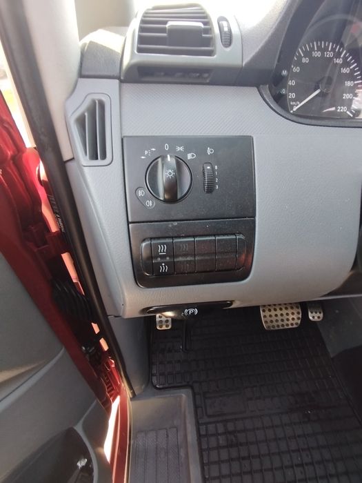 Mercedes-Benz vito long