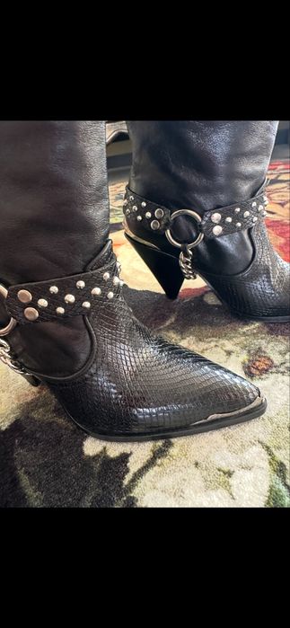 Оригинални дамски обувки