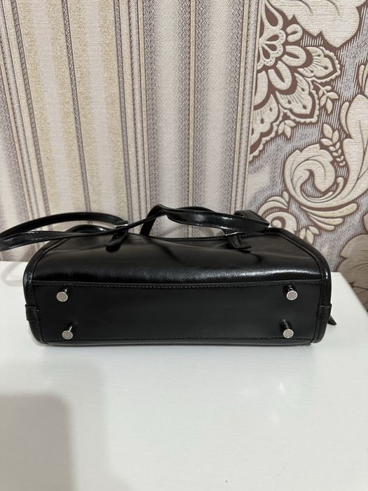 Кожаная сумочка багет