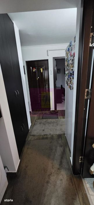 Apartament cu 2 camere de vânzare în Câmpina, zonă Central