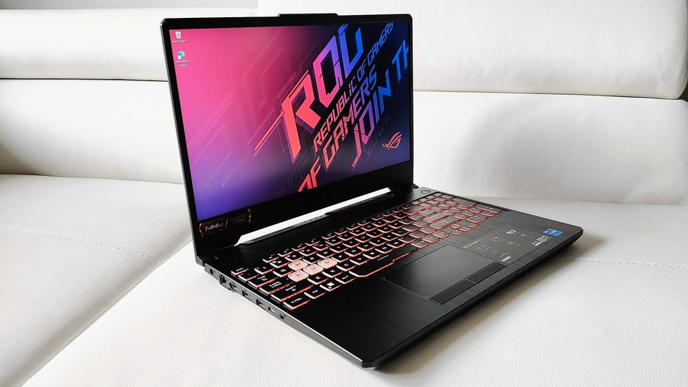 Laptop gaming Asus Tuf 16" , intel core i7-11800H, video 6 gb nvidia geforce RTX 3060, ram 16 gb