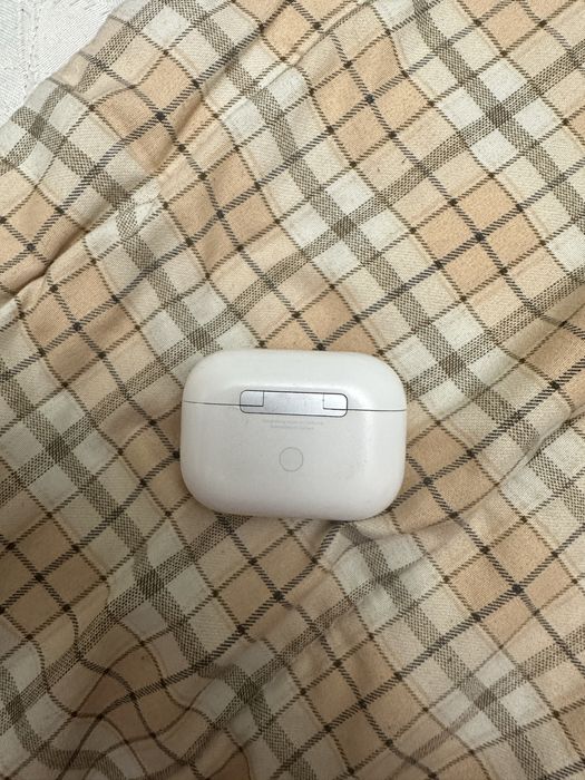 Продам Air Pods pro one оригинал