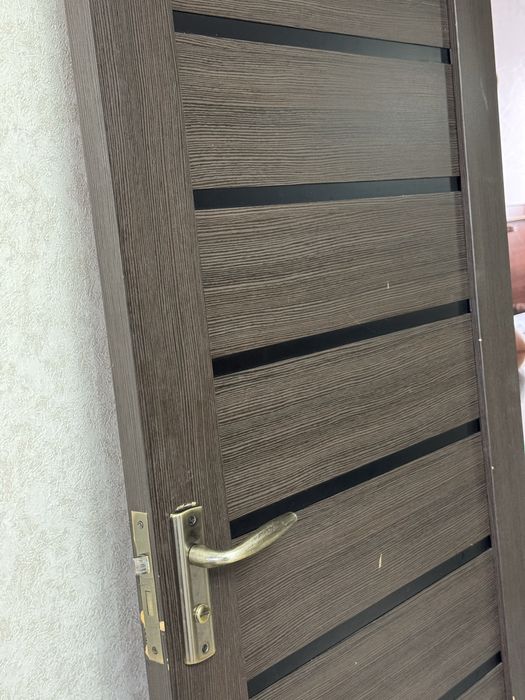 Есік сатылады срочно!!