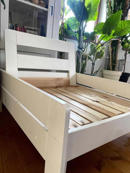 Pat supraetajat 90×200 cu birou+pat extensibil cu saltea pentru copii