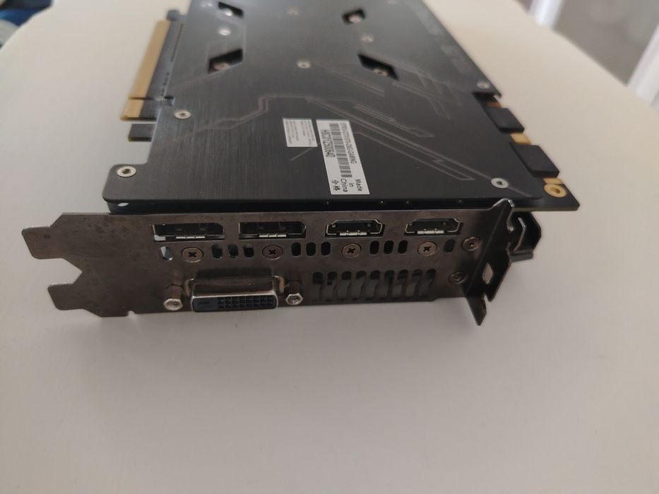 Vand Asus Gtx 1070 8 GB Ddr5