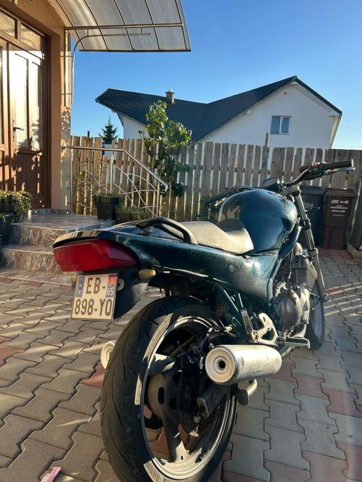 Vând yamaha XJ600 Diversion Naked