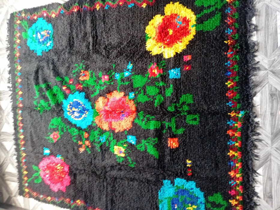 Ръчно изработен китеник