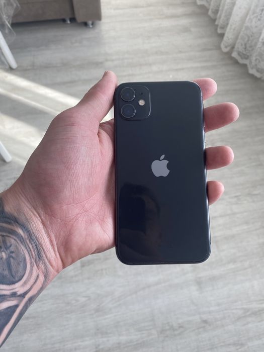Айфон 11 цвет черный