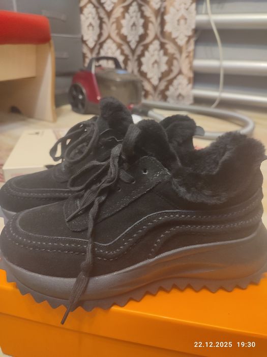 Зима женские новые срочно!