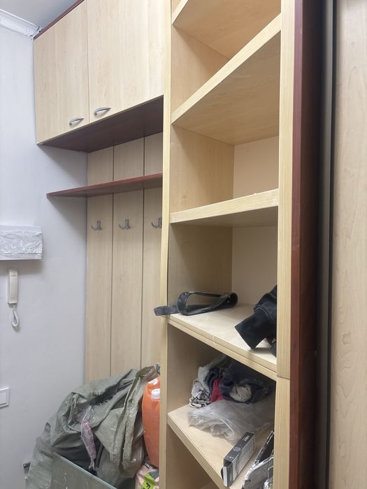 Встроенные шкафы, 2 штуки с зеркалами
