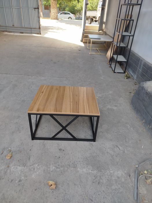 Jurnalniy stol loft mebel