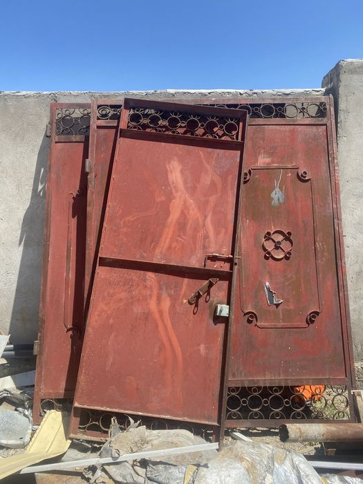 Продаю ворота для дома