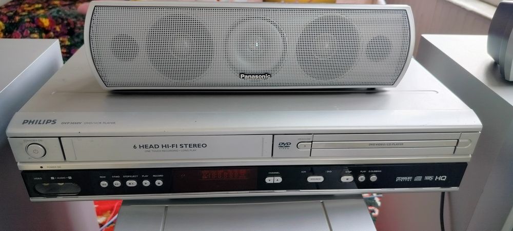 Музыкальный центр Панасоник новый