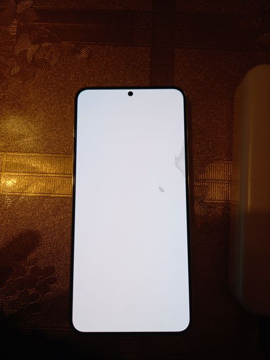 Обменяю samsung s22 plus