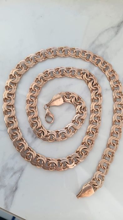 Продам золотую цепочку