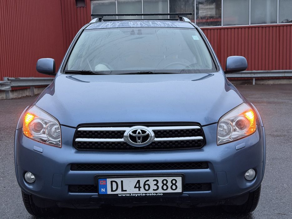 Toyota Rav 4 2006 4x4  2.2 diesel in curand in Romania