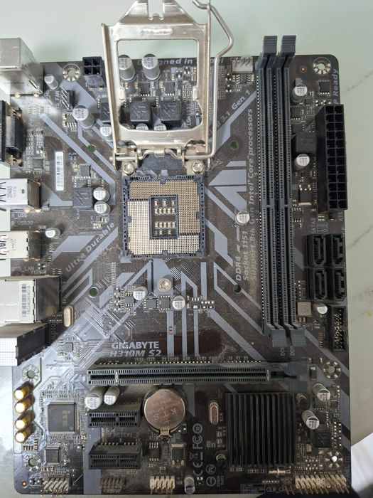 Процессор i3-8100