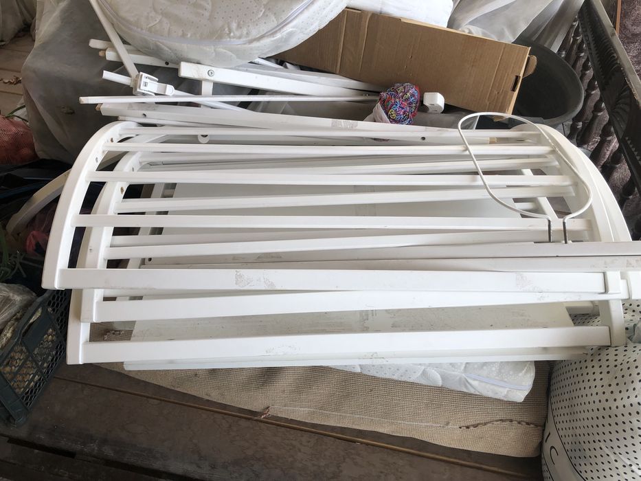 Манеж с подужками