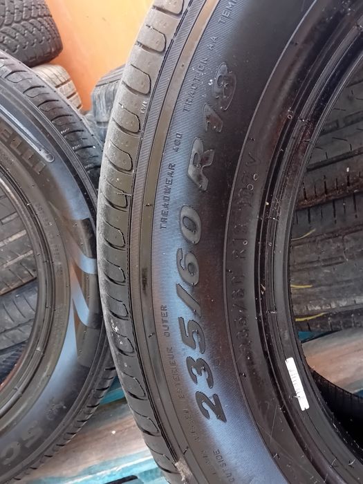 Гуми 235/ 35/ 19.  235/ 60/ 18