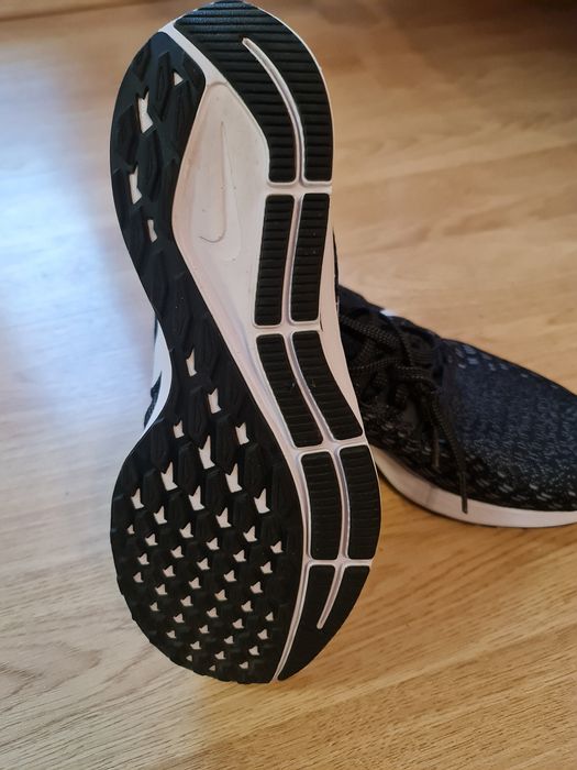 Дамски маратонки Nike