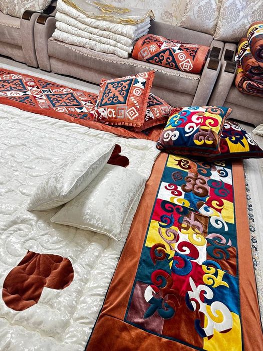 Қыз жасауы, құда набор