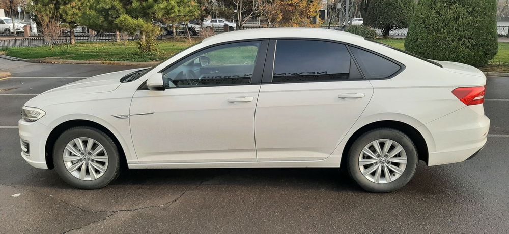 Продам volkswagen e lavida