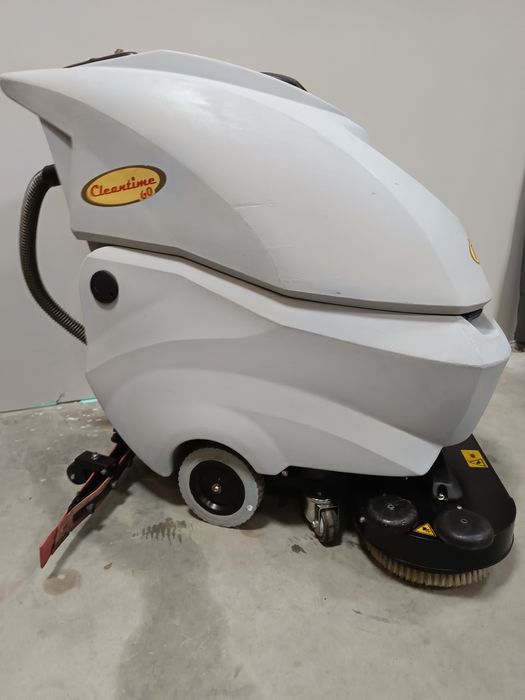 Акумулаторна подопочистваща машина IPC Cleantime BD 60