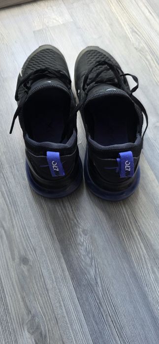 Nike Air Max 270