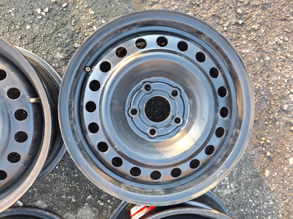 Хонда-16цола-5/114,3-200лв.-с тасове-оригинални