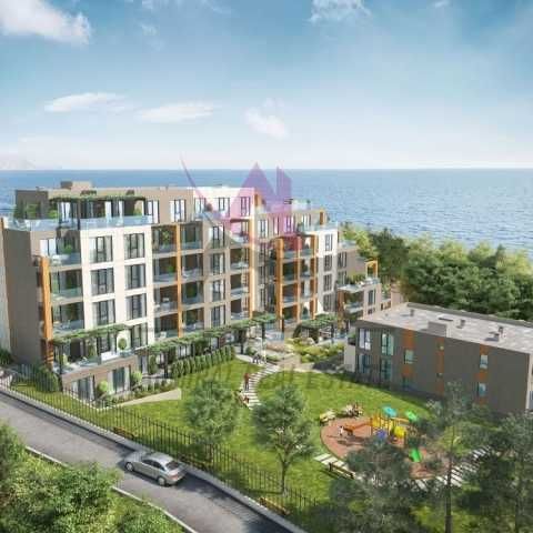 Продава се Четиристаен апартамент в Варна, Левски - 183 кв.м за 1531 €/кв.м - Снимка #1