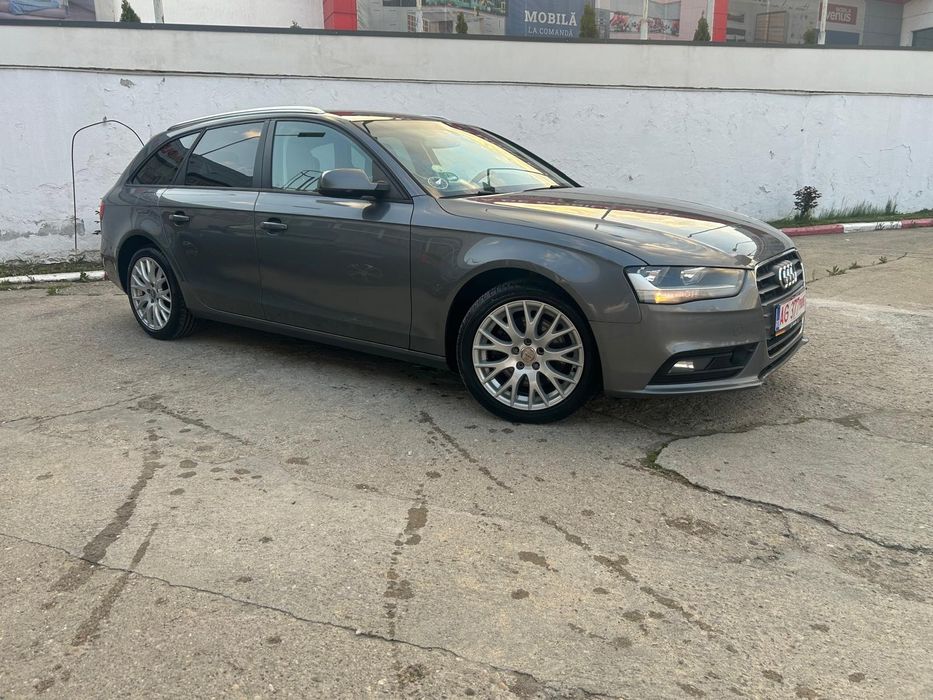 Audi A4 2.0TDi 2013 Facelift.Automat  Distronic,Scaune Sport  Navigatie, Jante BBS