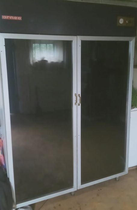Промышленный холодильник arneg