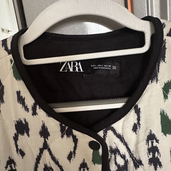 Легкая куртка от Zara