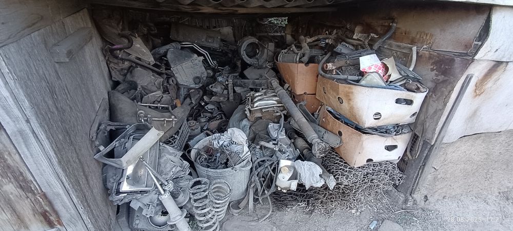 Продам запчасти Ауди с4 а6