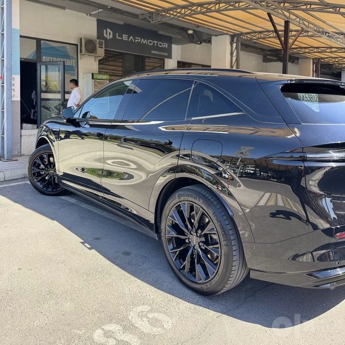 Zeekr 7x standart RWD 2024.08