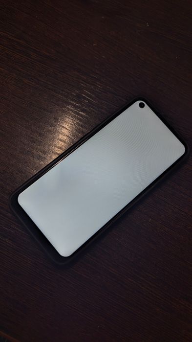 Oppo A52 белый идеал.