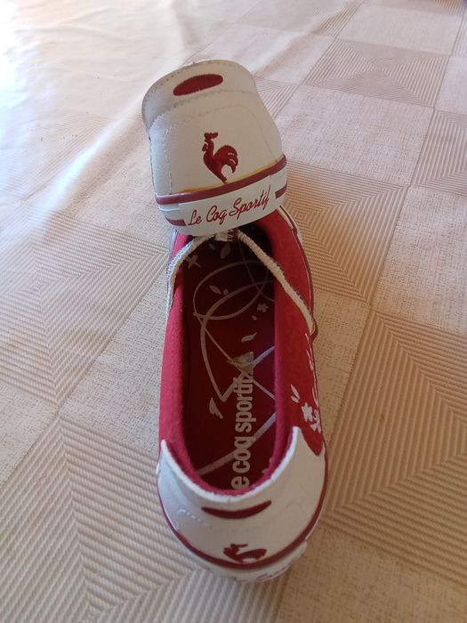 НОВИ!Обувки  35 номер le coq sportif