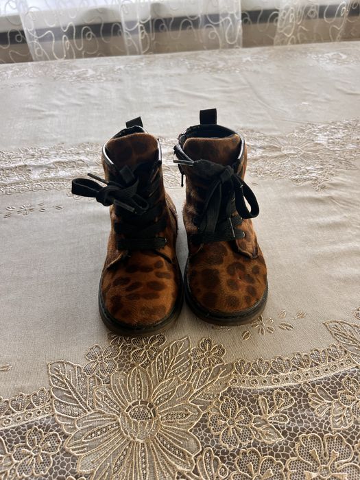 Ботинки на осень 25 размер